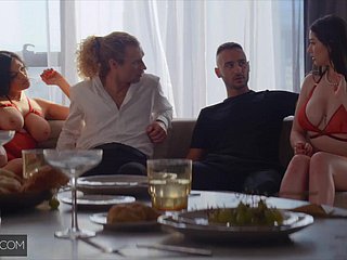 Vrienden coffee-house veranderde here een groep neuken met echtgenoot ruilen